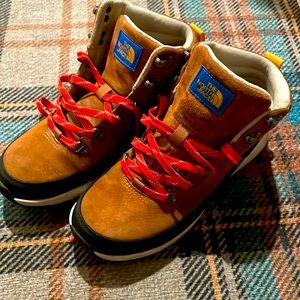 North Face Back to Berkeley Boot Redux Remltz Lux size 8.5